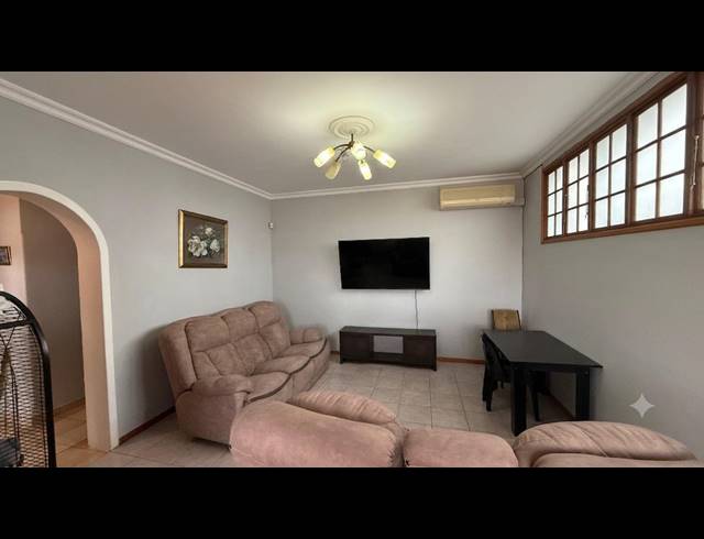 2 BEDROOM APARTMENT FOR SALE IN MORNINGSIDE